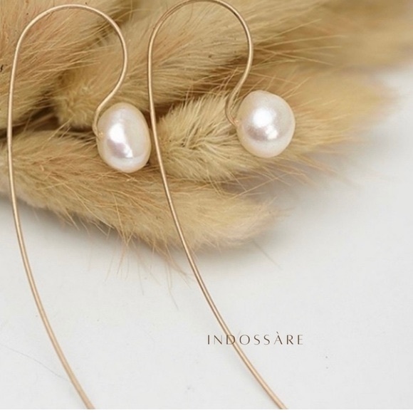 Freshwater Pearl Threader Earrings - Picture 5 of 6